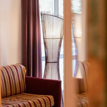 Seehaus - Only Adults - Mountain Hotel Antholz Mittertal